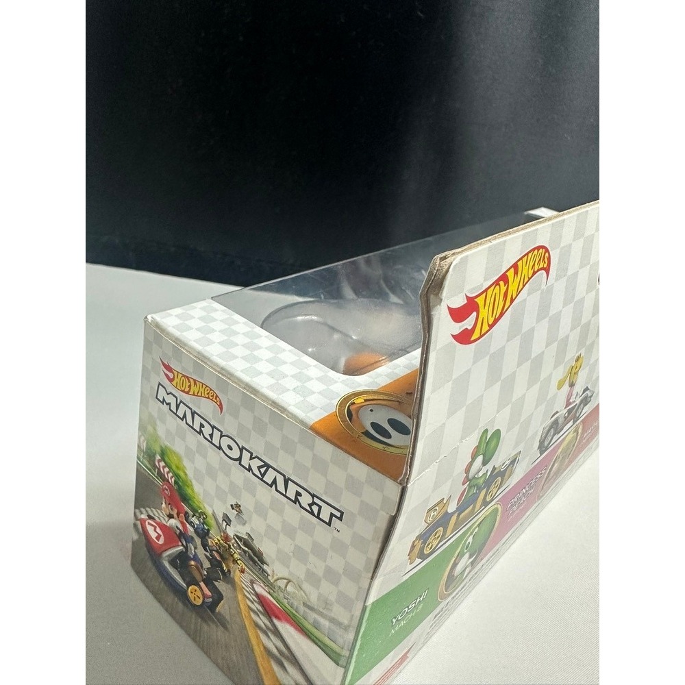 Hot Wheels Mario Kart 4 Pack Mario Peach Yoshi Orange Shy Guy Diecast GWB34 - Picture 6 of 6